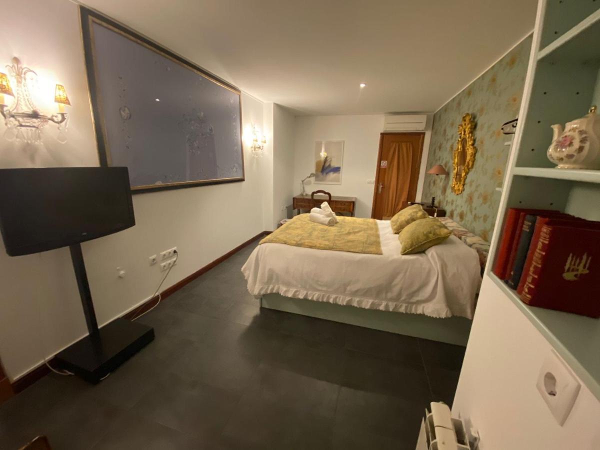 Ch Hostal Victoria Cuenca  Esterno foto