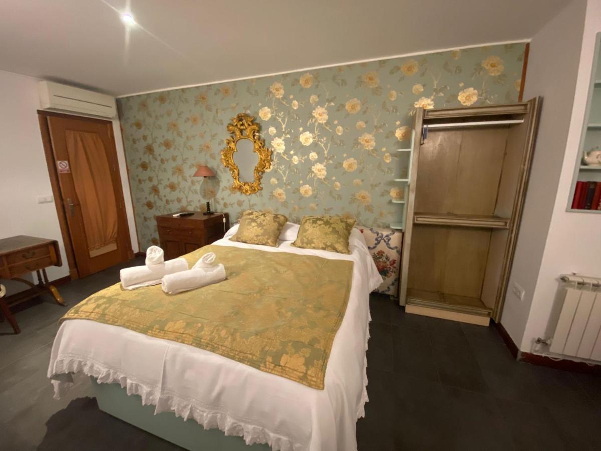Ch Hostal Victoria Cuenca  Esterno foto