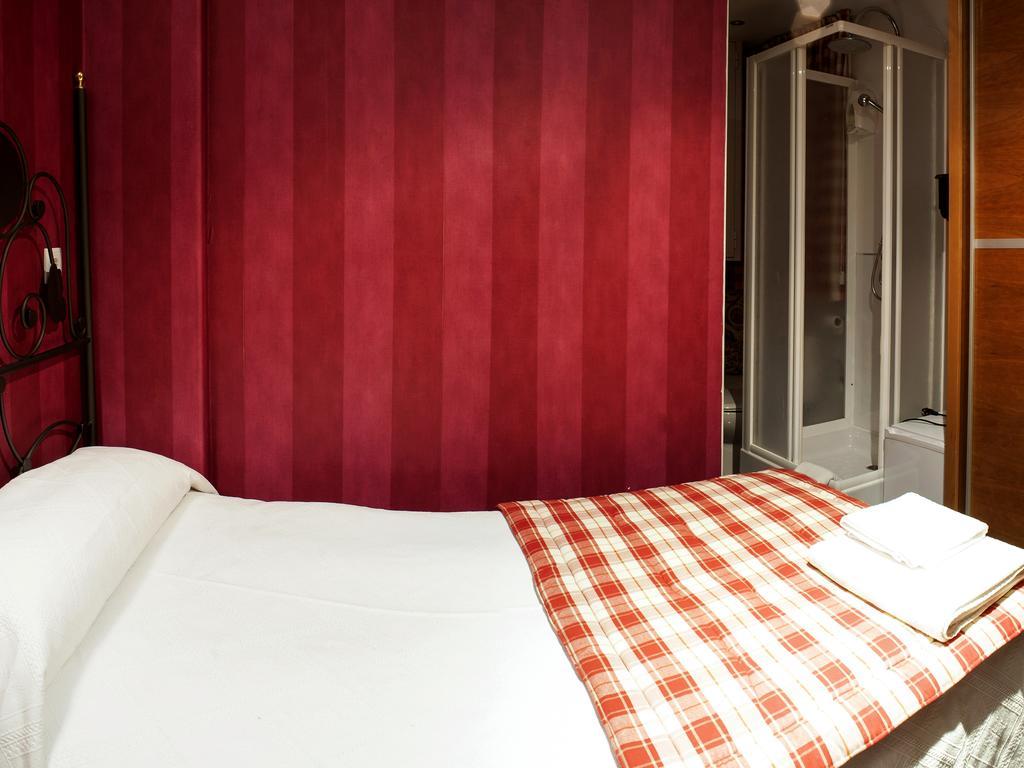 Ch Hostal Victoria Cuenca  Esterno foto