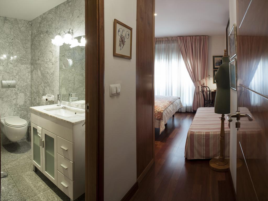 Ch Hostal Victoria Cuenca  Esterno foto