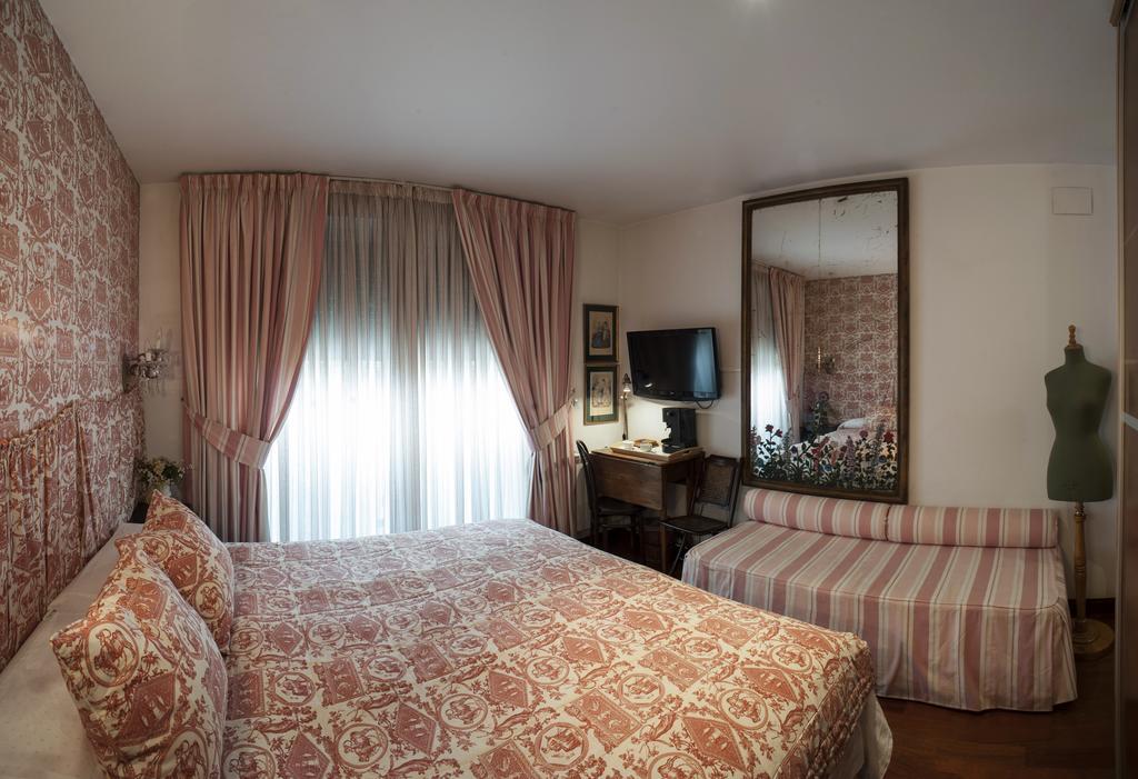 Ch Hostal Victoria Cuenca  Esterno foto